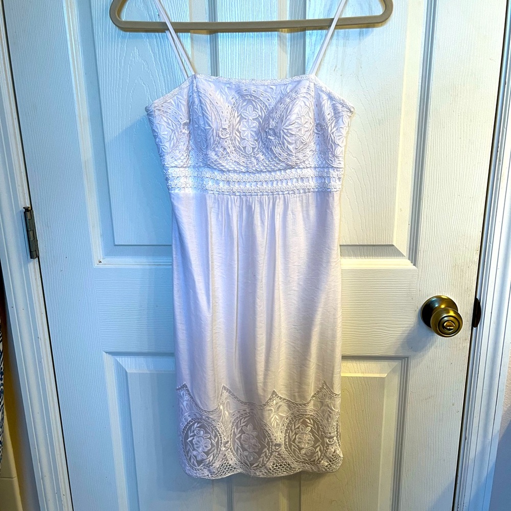 Sue Wong White Lace Accent Dress in Size 4